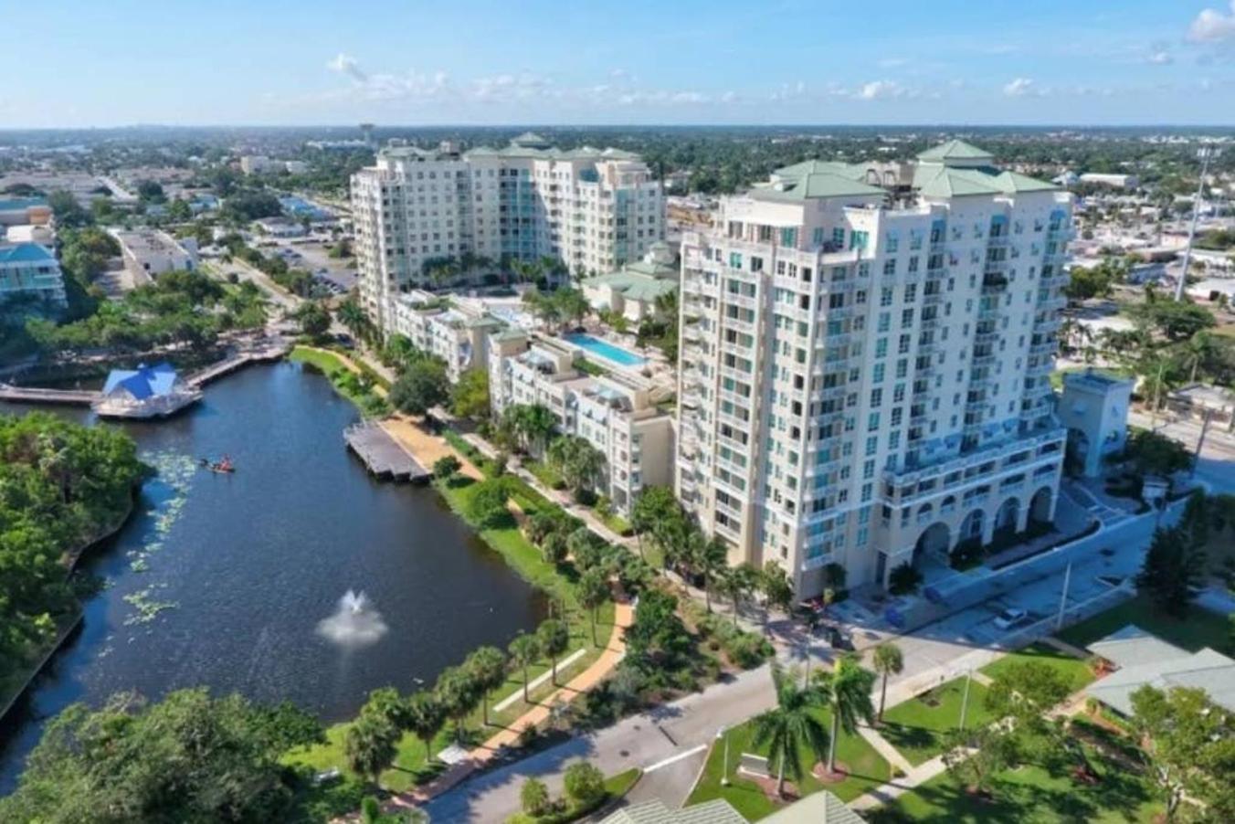 Apartment In Casa Costa Condo!Beach Pass Included Boynton Beach Extérieur photo