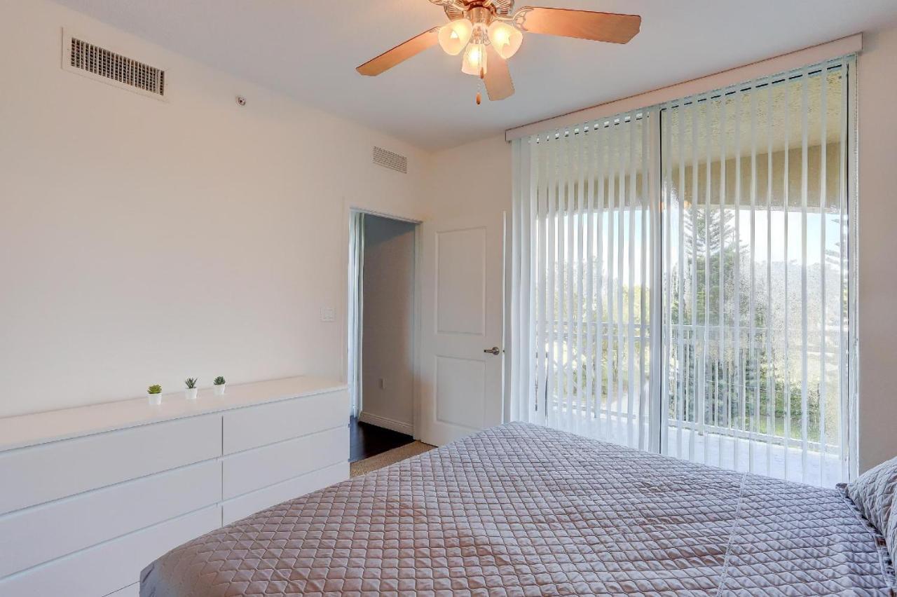 Apartment In Casa Costa Condo!Beach Pass Included Boynton Beach Extérieur photo